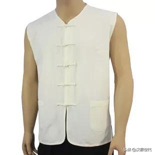 满族服饰<a href=http://www.bazhanggui.com/pifu/toumingpf/368.html target=_blank class=infotextkey>文案</a><a href=http://www.bazhanggui.com/duanju/lizhidj/ target=_blank class=infotextkey>励志</a>(满族人民的服饰照片)