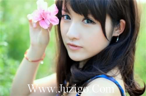 他人闺女<a href=http://www.bazhanggui.com/pifu/toumingpf/373.html target=_blank class=infotextkey>结婚</a>祝福语 闺女<a href=http://www.bazhanggui.com/pifu/toumingpf/373.html target=_blank class=infotextkey>结婚</a>祝福语(精选70句)